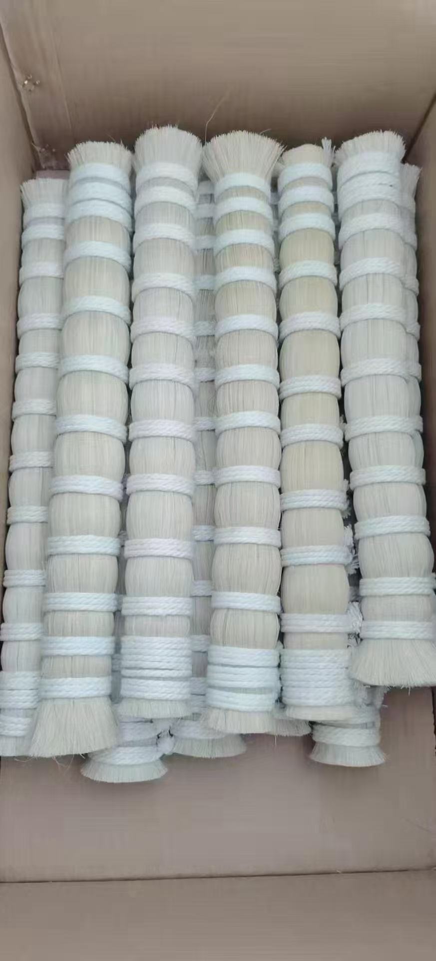 White Horse Hair for Musical Bow Hair & Traditional Dusters - 图片 3